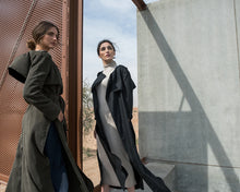 Load image into Gallery viewer, Deep Onyx Abaya