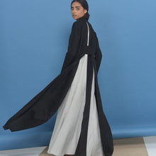 Load image into Gallery viewer, Victorian Muse Abaya in Black