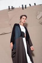 Load image into Gallery viewer, The Elusive Abaya
