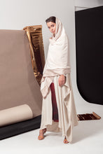 Load image into Gallery viewer, The Dainty Abaya
