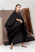 Load image into Gallery viewer, Gold Onyx Abaya
