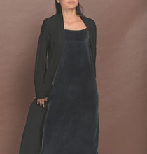 Load image into Gallery viewer, Wrap Around Abaya In Black
