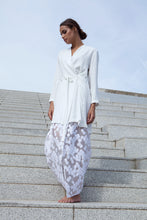 Load image into Gallery viewer, The Elysian Abaya
