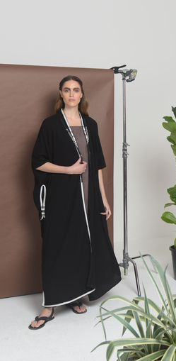 Mideast Mishlah in Black