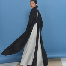 Load image into Gallery viewer, Victorian Muse Abaya in Black
